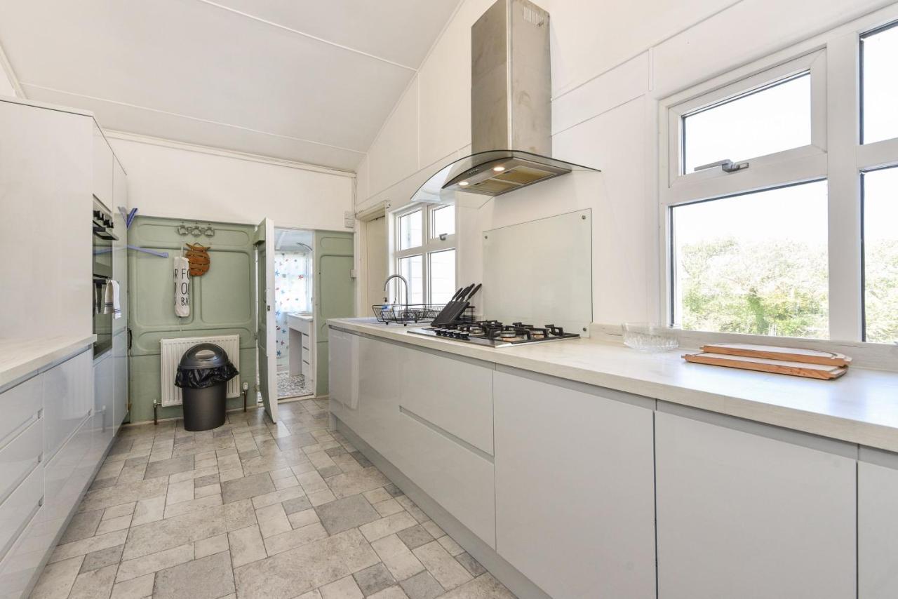 Seasidings, Pagham Villa Exterior photo